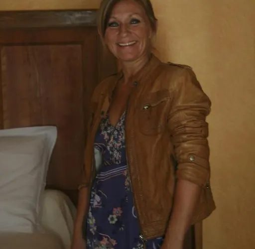 Les D'ovaline Pensionat 4*